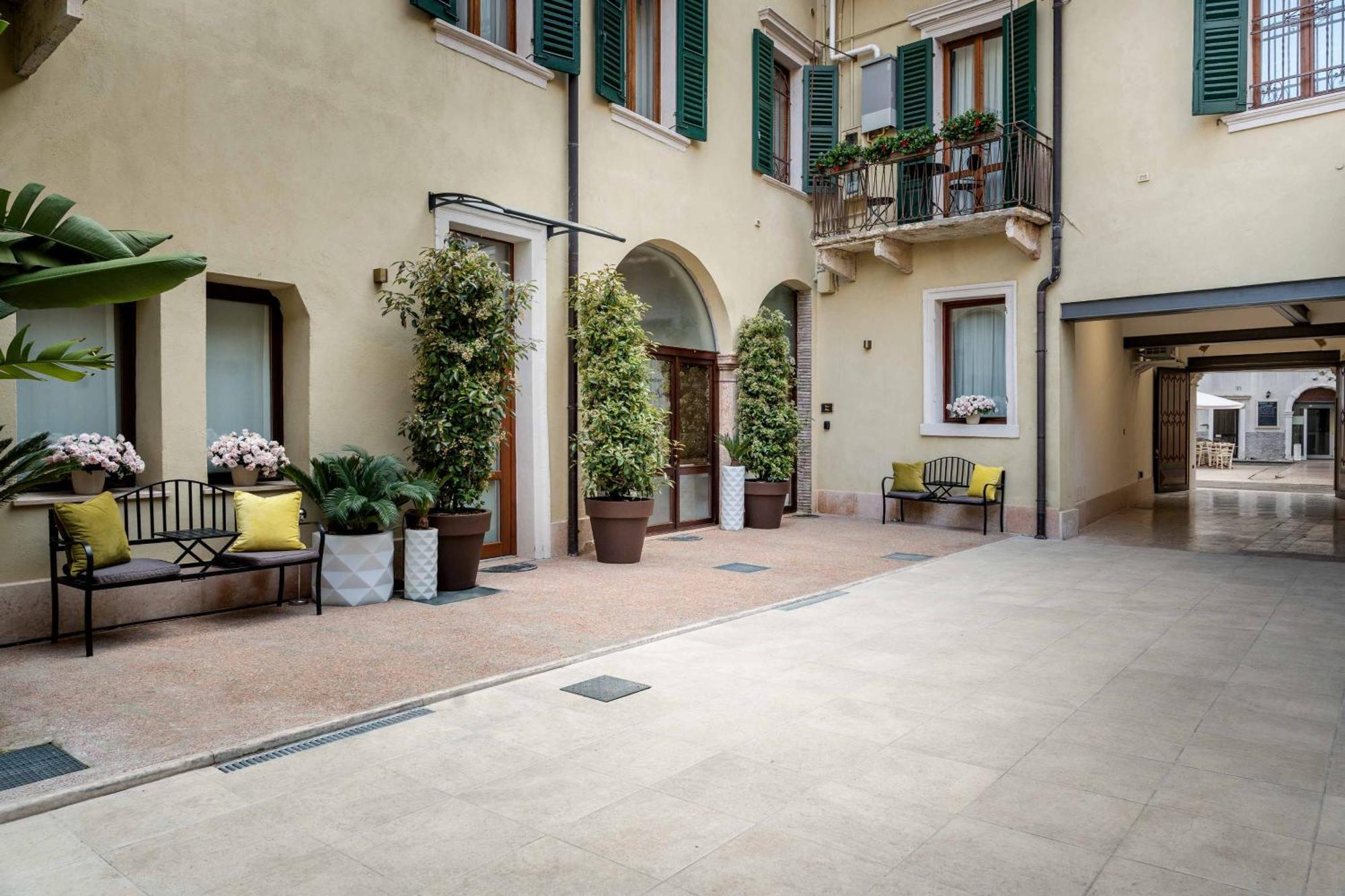 Palazzo Ristori Apartamento Verona Exterior foto